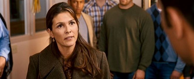 Oh snap, it's Peyton's mom from Africa!