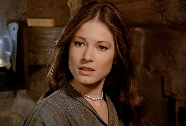 Give me a minute while I admire her gorgeousity!